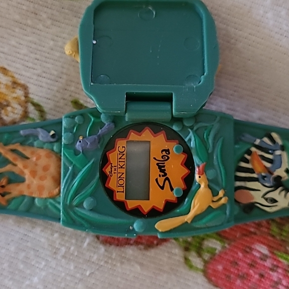 Vintage Disney Lion King Simba Watch - Picture 5 of 5